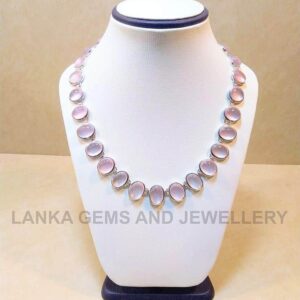 Necklace with Rose Quartz set in Sterling Silver