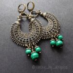Earrings made of Malachite