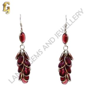 Pair of Ear-rings with Garnet Gemstone set in 9k White Gold
