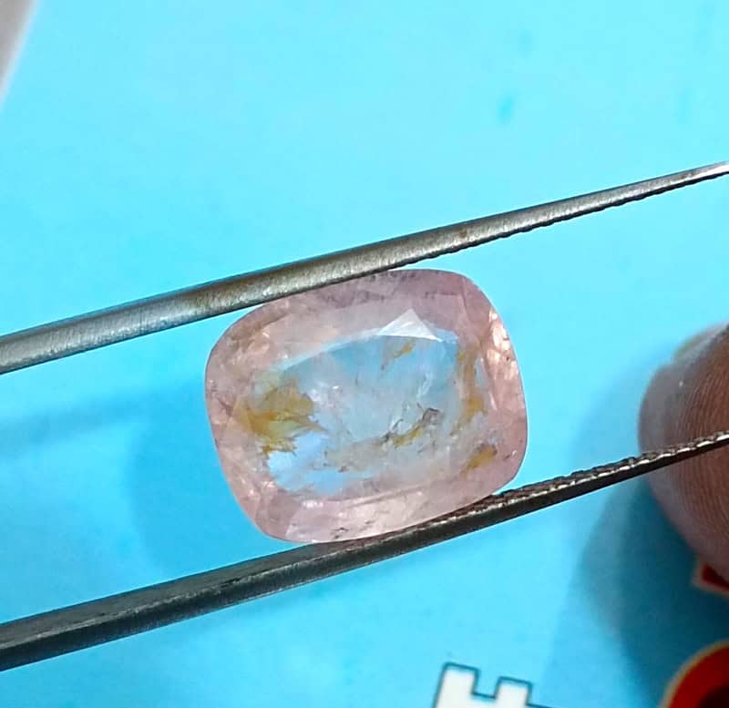 6.71ct IGI Certified Padparadscha Sapphire , 100% Natural Untreated Gemstone